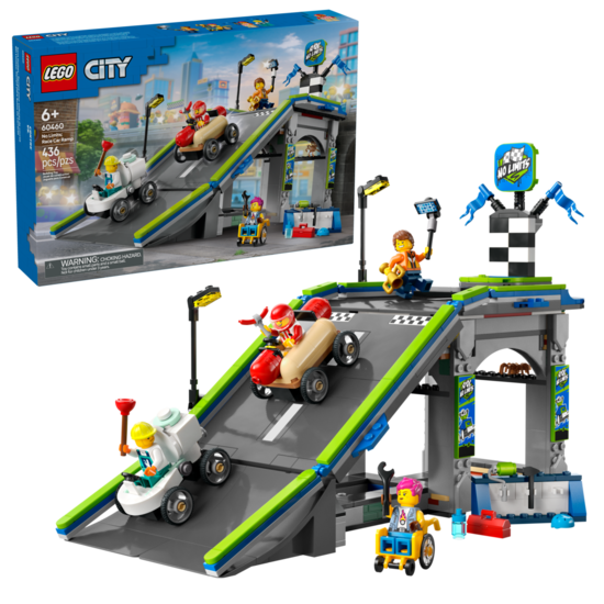 Klocki Lego CITY Bez granic: tor z rampami dla wyścigówek