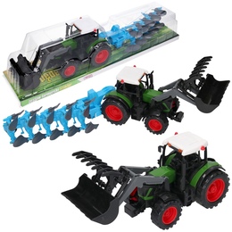 Traktor z pługiem i turem